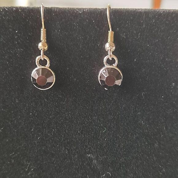 Silvertone Heart Necklace and earring set Nwt - Picture 4 of 7